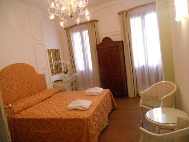 Ca' Dei Polo Hotel Venedig Værelse billede
